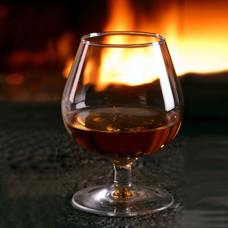 白兰地杯干邑杯高脚水晶玻璃杯酒杯威士忌酒杯酒具大肚杯洋酒杯