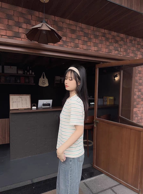 拉谷谷彩虹条纹针织T恤女2025年春季新款简约舒适短袖上衣