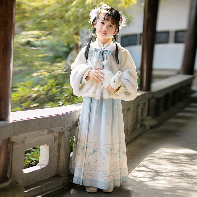 加绒冬季女童马面裙拜年服