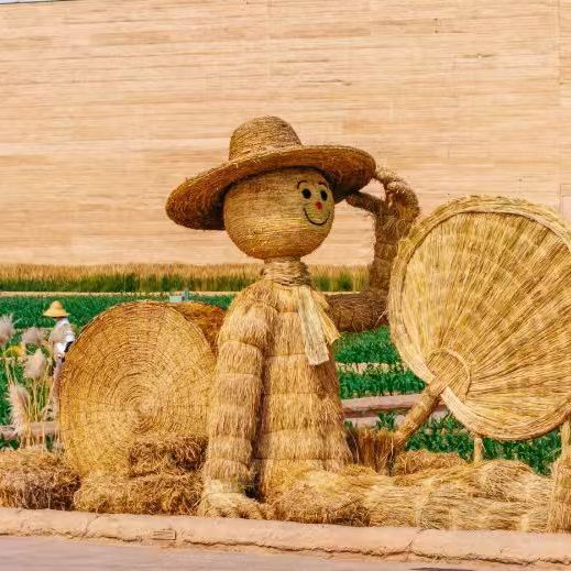 稻草工艺品定制农耕稻草人丰收节