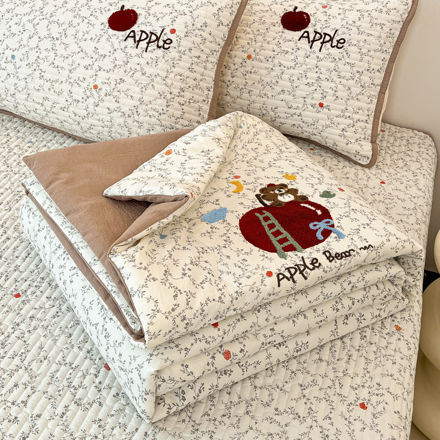 萌趣毛巾绣夏凉被四件套可机水洗夏季儿童空调被薄被床盖款三件套