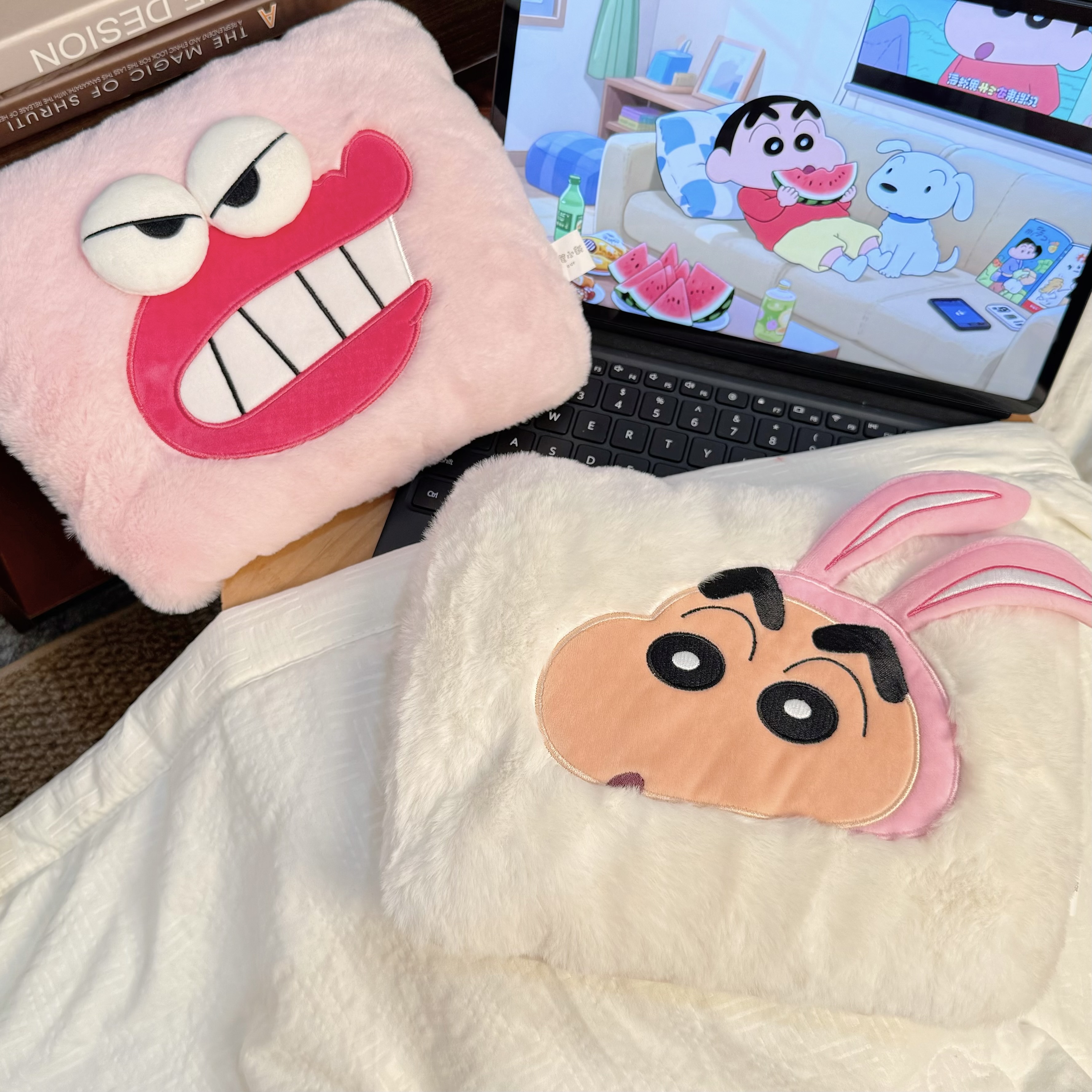 蜡笔小新电热宝充电防爆款