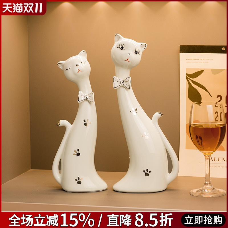 创意陶瓷可爱情侣猫咪闺蜜结婚礼物家居客厅酒柜卧室摆件小装饰品