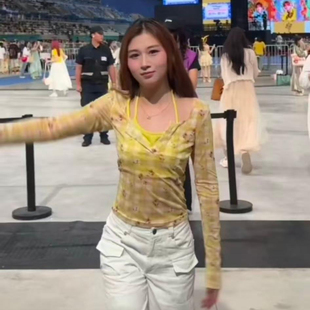 T恤女休闲百搭简约通勤修身 显瘦上 辣妹风长袖 人棉螺纹1:1韩版