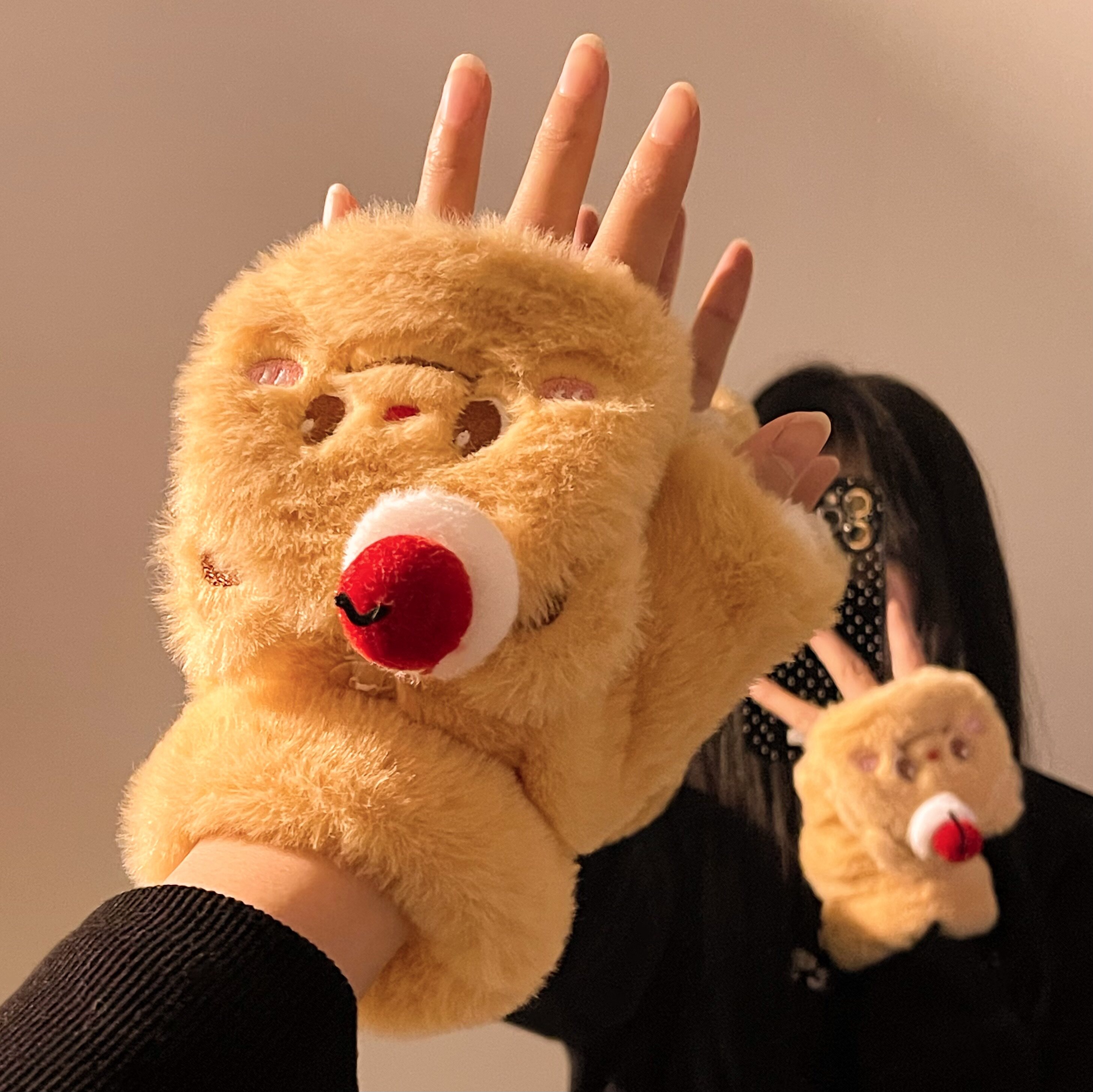 可爱黄油小熊手套半指翻盖毛绒手套女冬保暖加绒加厚学生连指手套