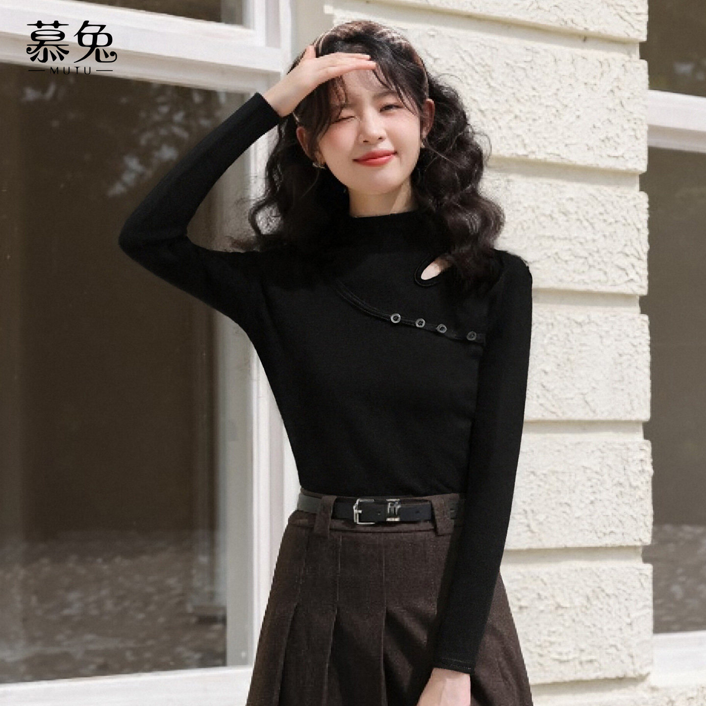 慕兔韩系半高领镂空长袖t恤