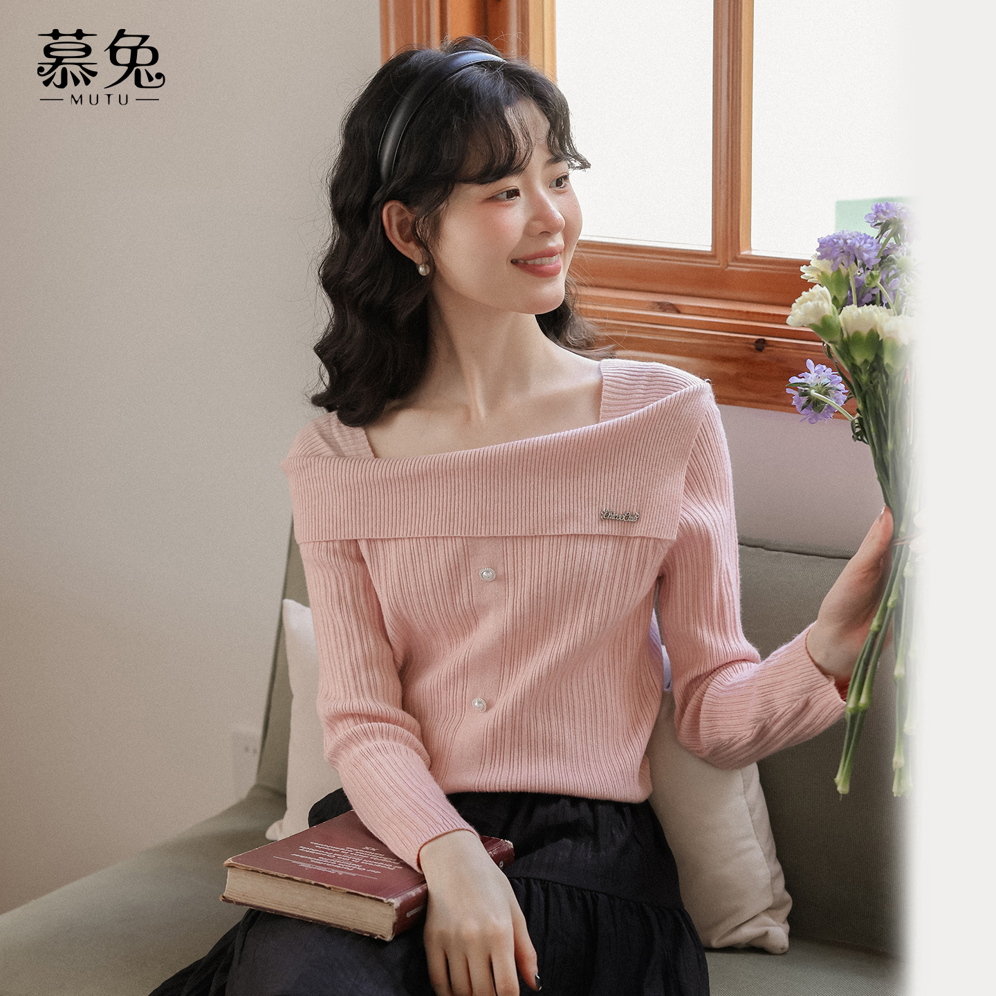 慕兔甜美粉色方领长袖针织t恤