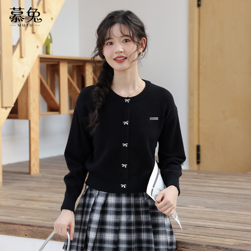 慕兔法式小香风圆领针织开衫