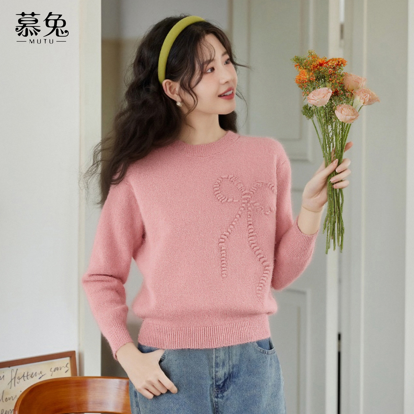 慕兔甜美粉色蝴蝶结提花毛衣