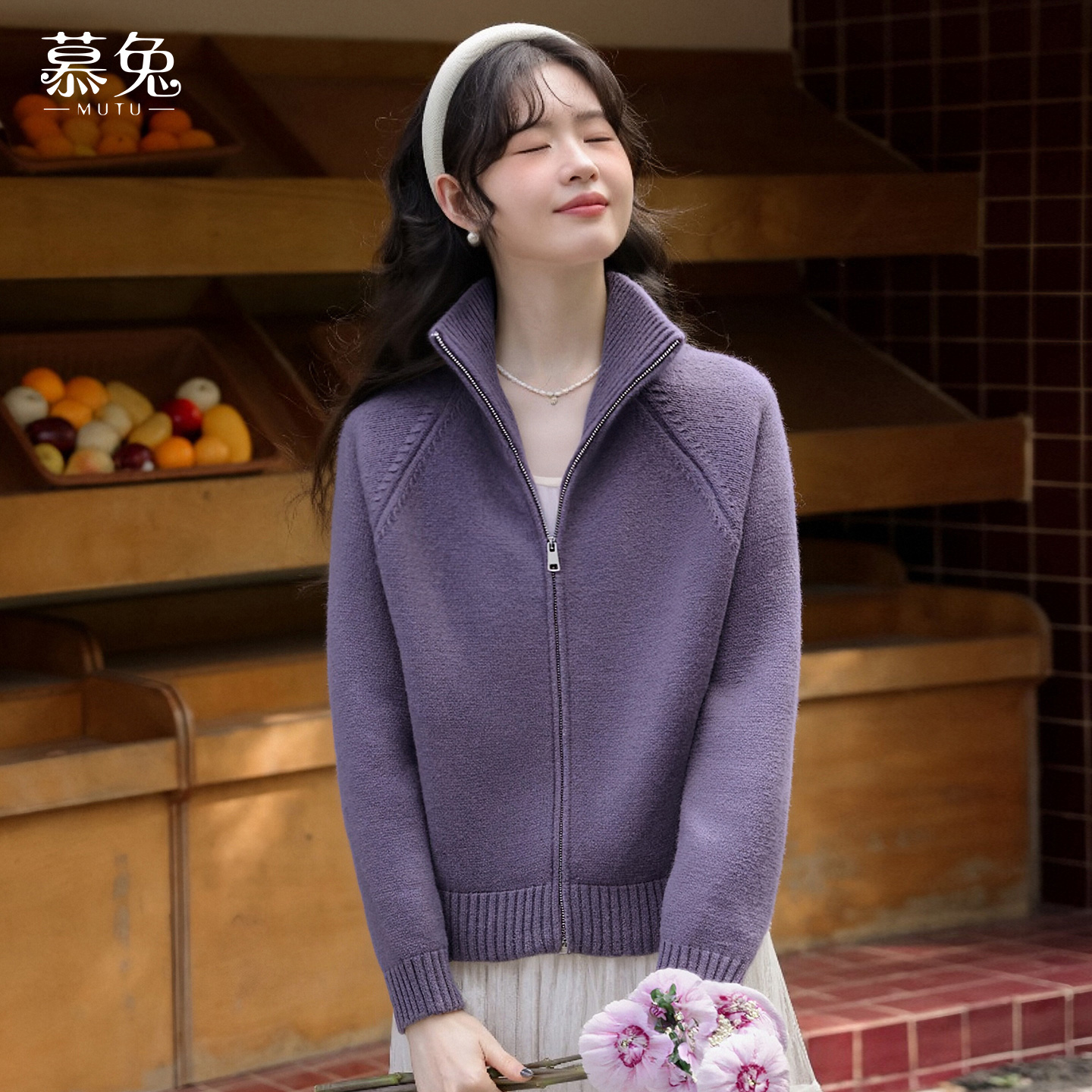 慕兔韩系灰色立领拉链毛衣