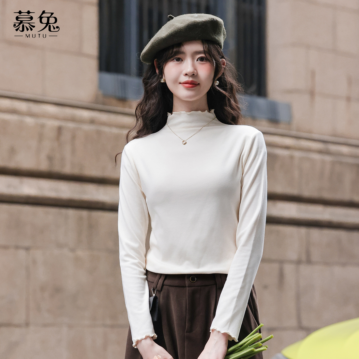 慕兔外穿半高领木耳边长袖针织衫