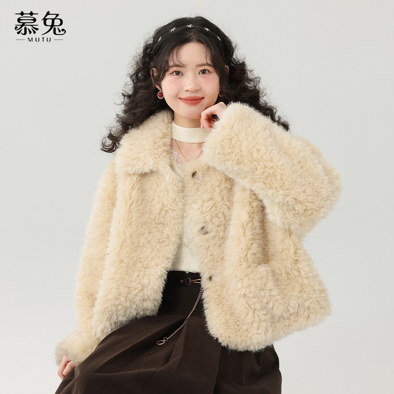慕兔小个子加厚皮毛一体外套