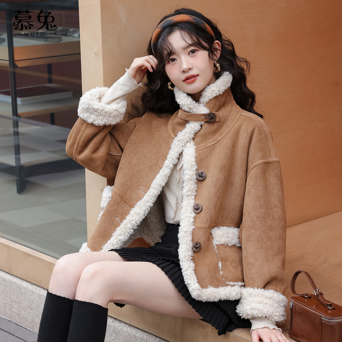 慕兔复古两面穿皮毛一体外套