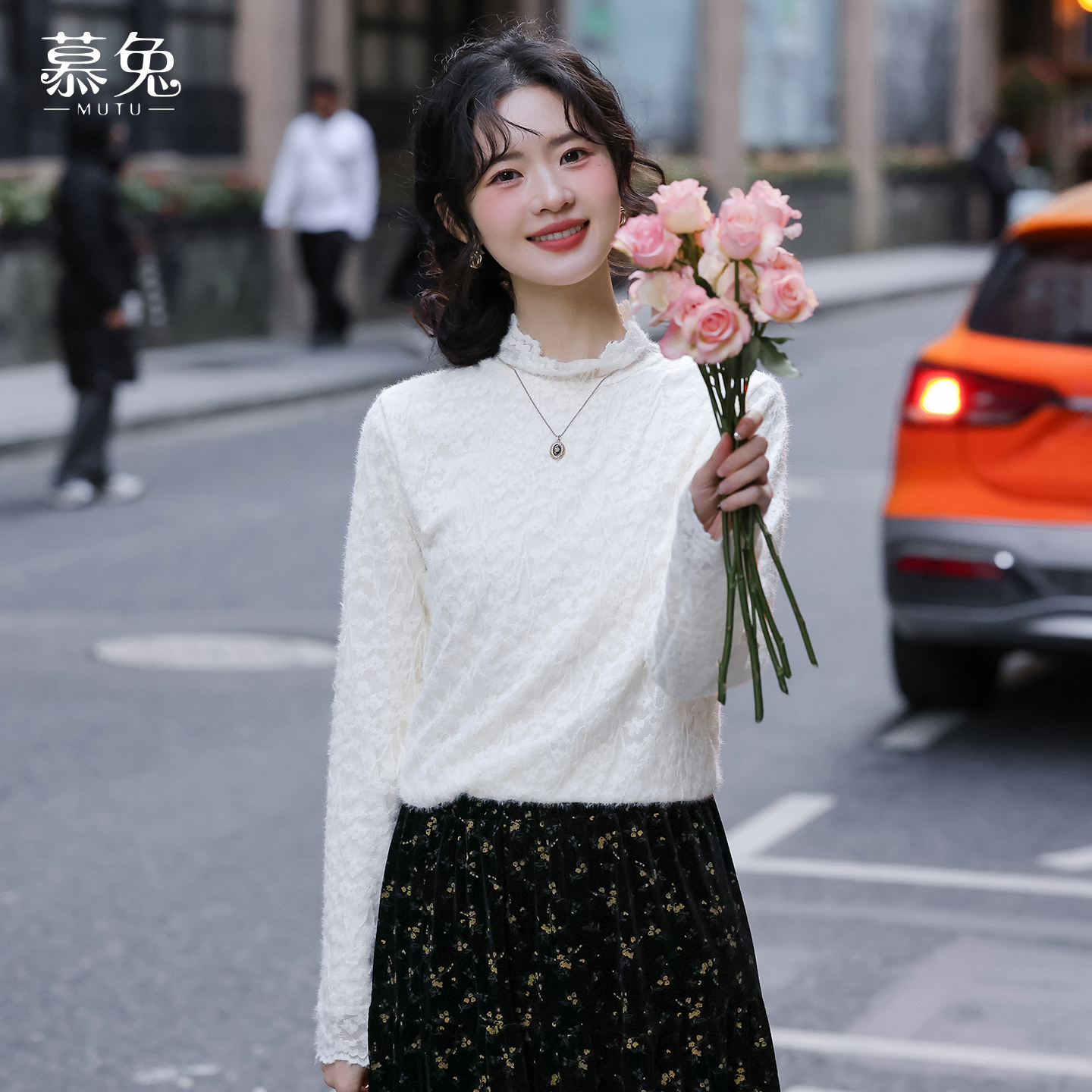 慕兔法式气质加绒蕾丝衬衫