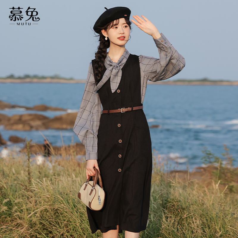 慕兔法式复古衬衫背心裙套装