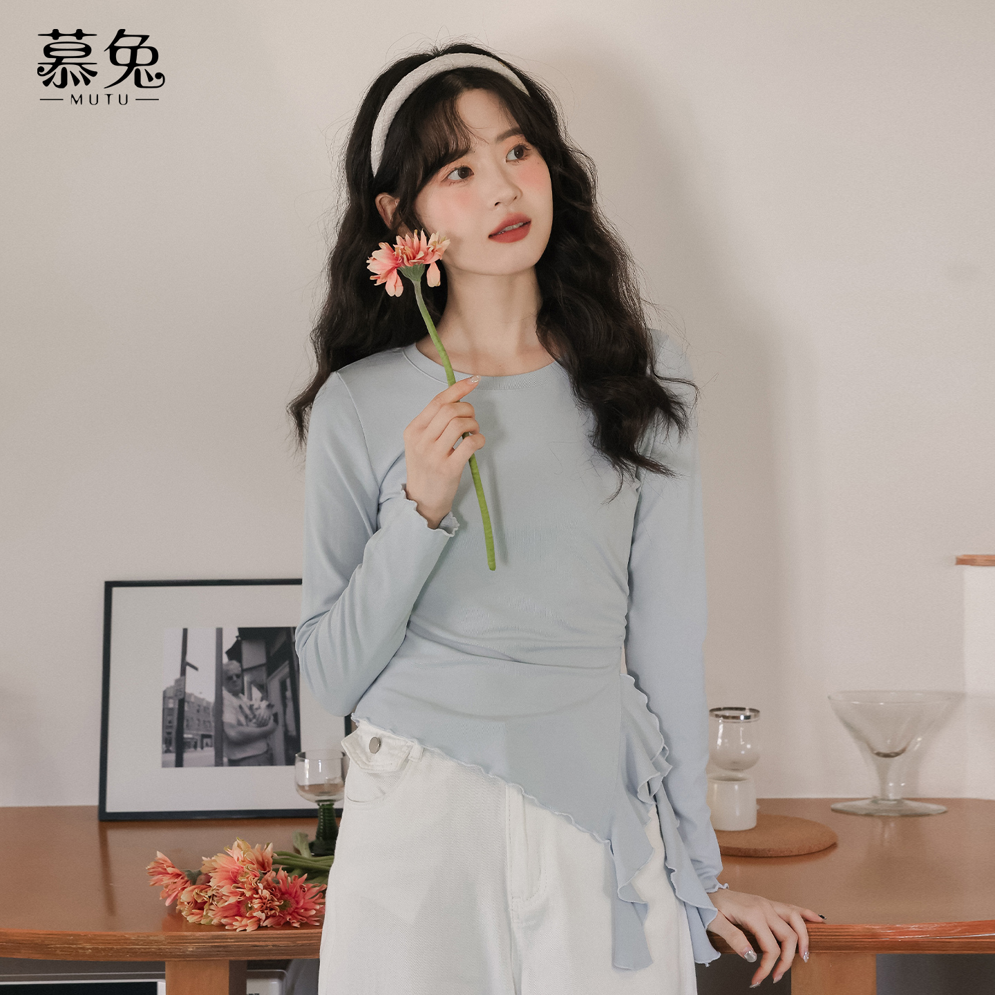 慕兔法式不规则下摆白色长袖t恤