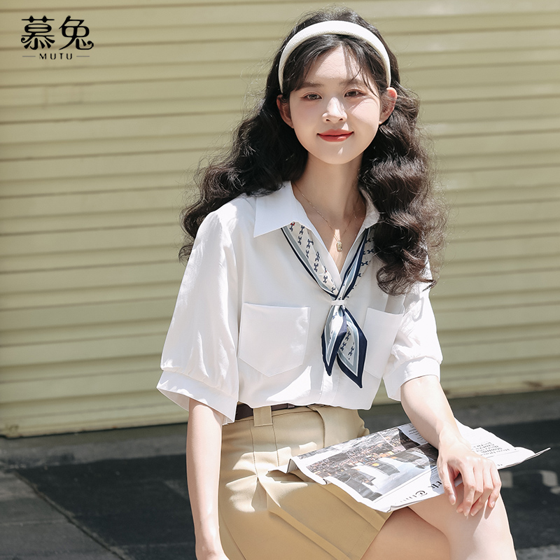 慕兔ins简约别致港风衬衫