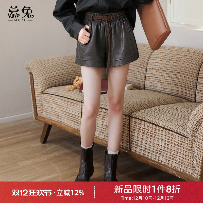慕兔复古辣妹高腰PU皮短裤