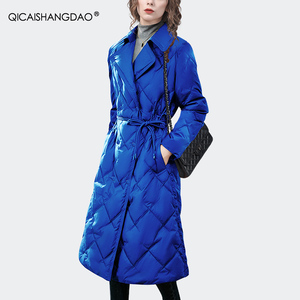 克莱因蓝西装羽绒服女中长款2023冬新款绣花修身过膝保暖棉服外套