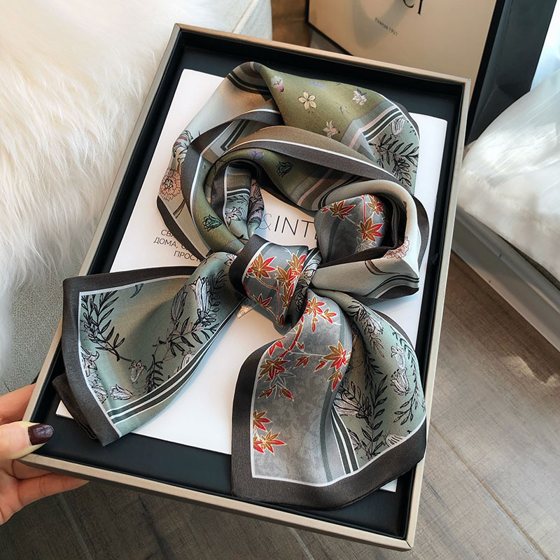 绿色真丝丝巾小长条女百搭100%桑蚕丝发带小丝巾时尚小领巾配衬衫