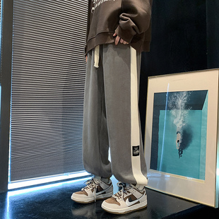 灯芯绒裤子男秋冬季2026新款垂感运动裤潮流束脚加绒宽松休闲长裤