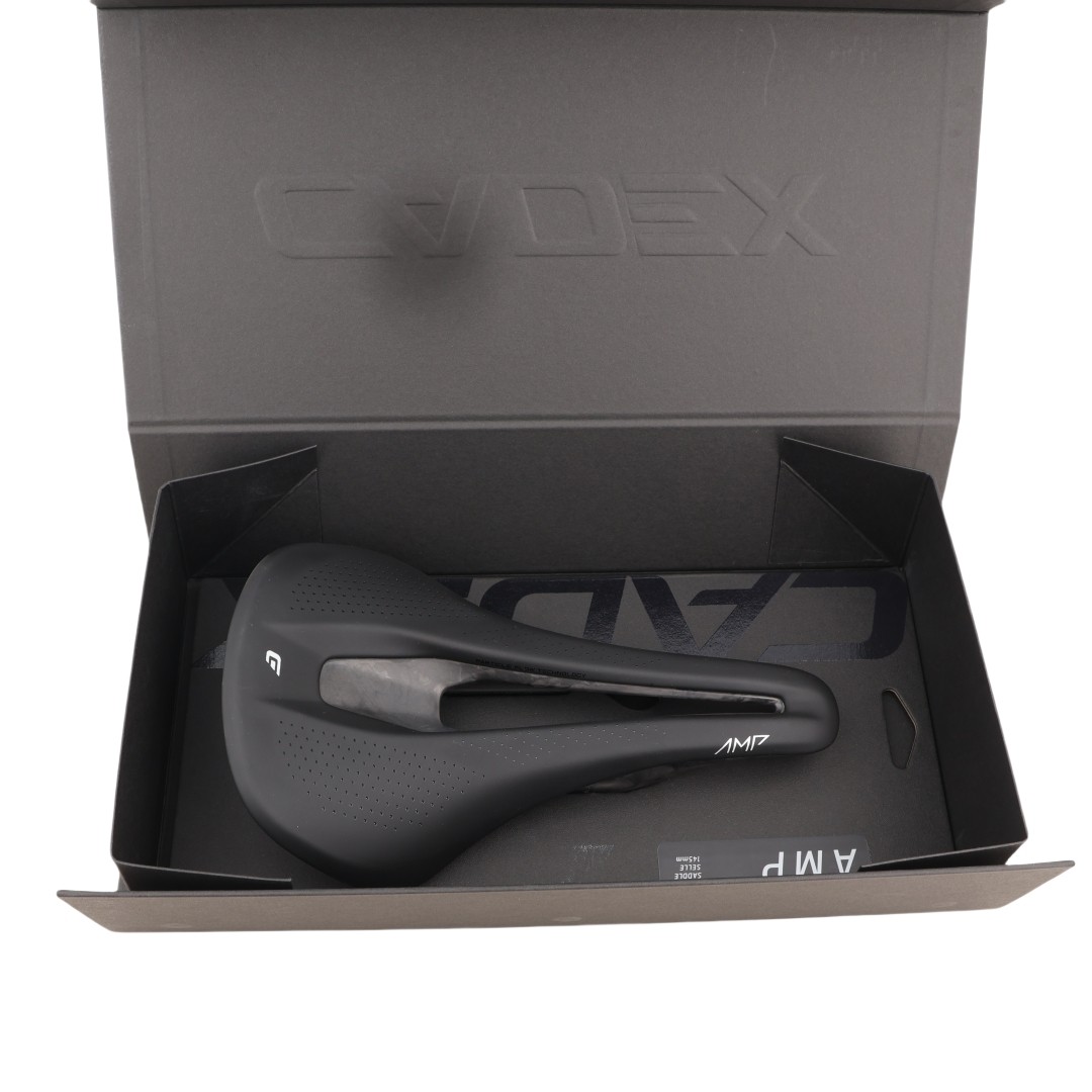 捷安特CADEX AMP公路自行车碳纤维中空短鼻坐垫鞍座