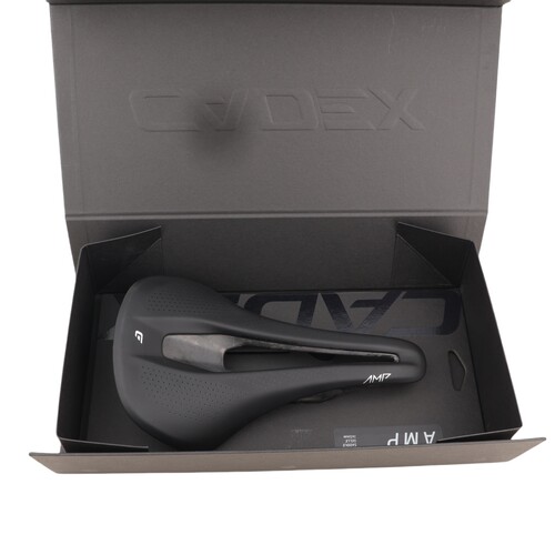 捷安特碳纤维中空短鼻公路坐垫