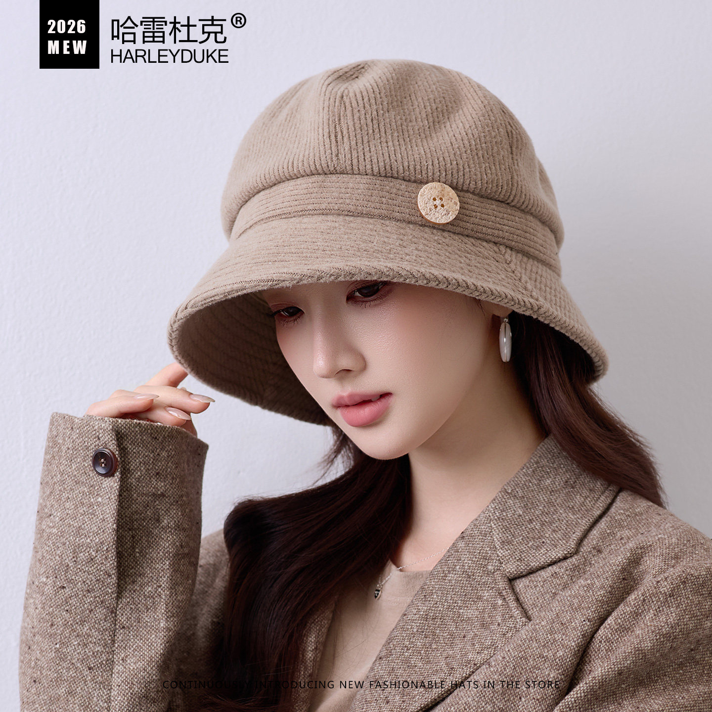 秋冬保暖灯芯绒云朵顶渔夫帽女图片