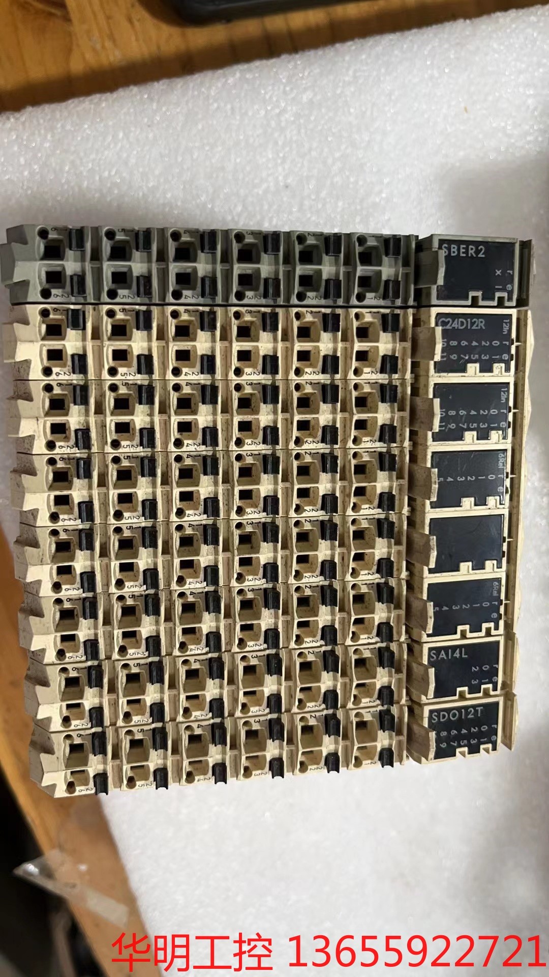 议价 施耐德TM5SBER2 200 TM5C24D12R 100