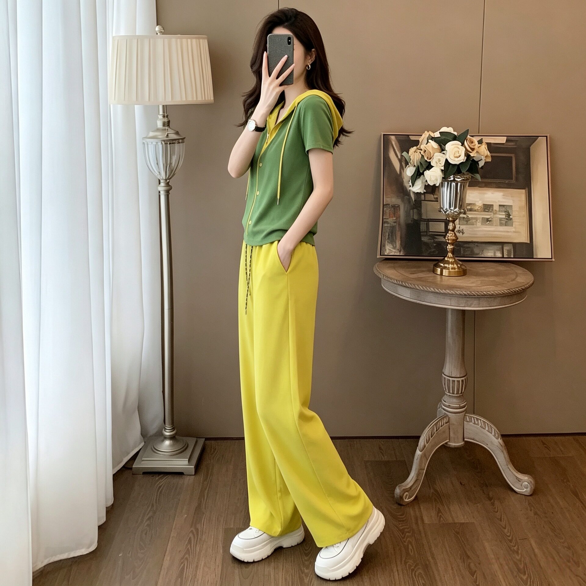 韩系多巴胺休闲运动风套装女2026夏季假两件短袖上衣阔腿裤两件套