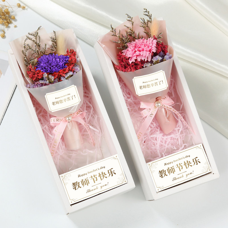 精美康乃馨花束礼盒装