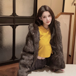 网红女神花三三同款 鲜亮显白黄色日历字母短袖T恤