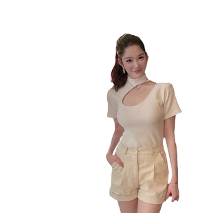 网红花珊珊同款  气质设计感显瘦镂空挂脖开叉不顾则下摆短袖T恤