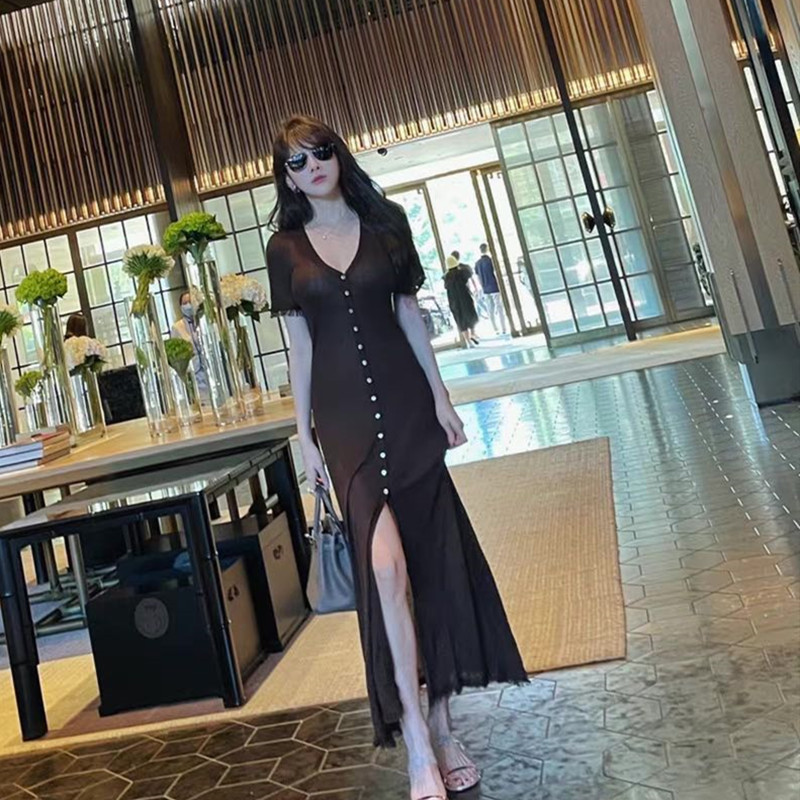 黑色显瘦，气质女神，时尚名媛