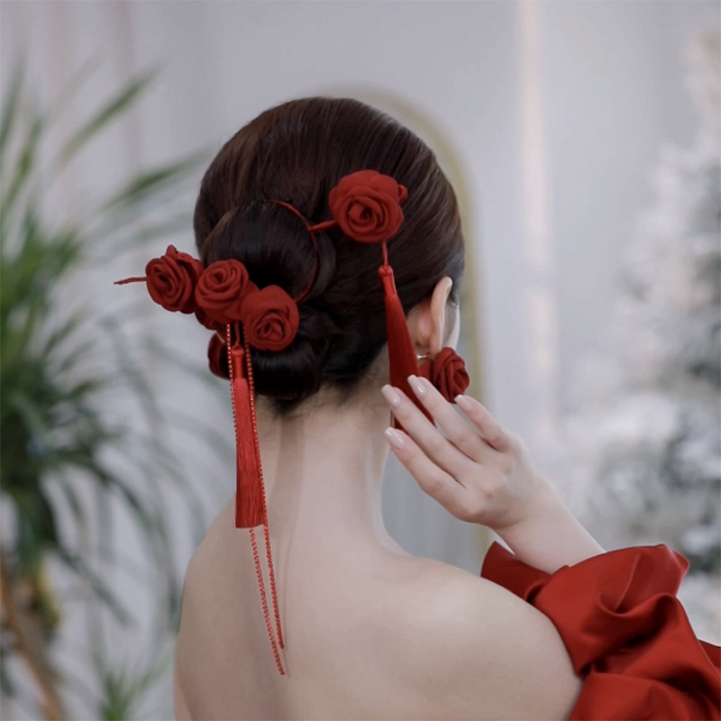 新中式新娘旗袍造型缎面烧边花朵酒红色礼服头饰婚纱发饰配饰品