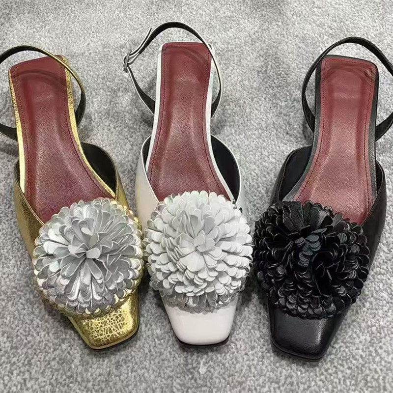 妙莎MIUZAR女鞋2026夏季新款凉鞋小香风花朵猫跟单鞋后绊带一脚蹬