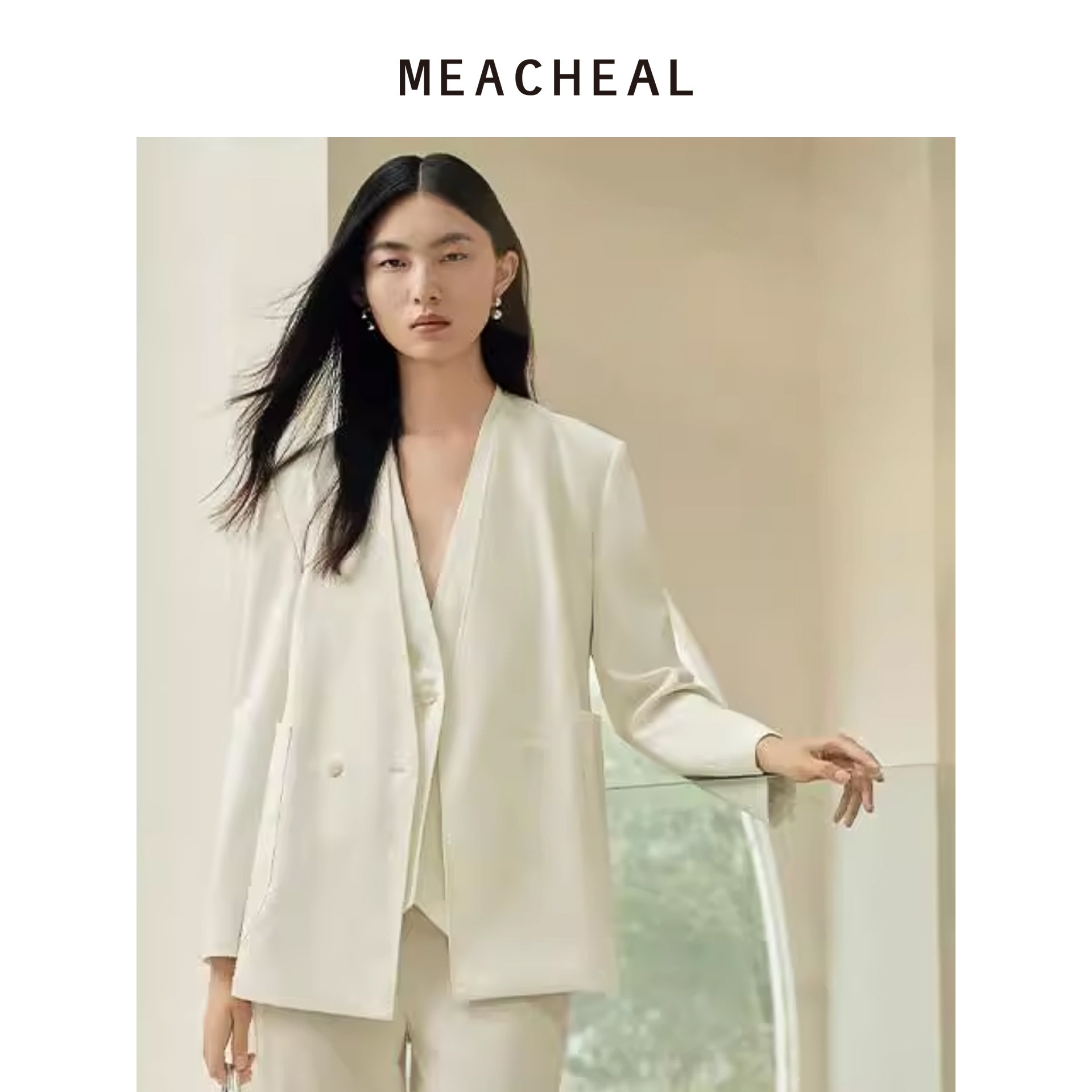 MEACHEAL米茜尔 春季新款梨花白时尚休闲知识分子风西服外套