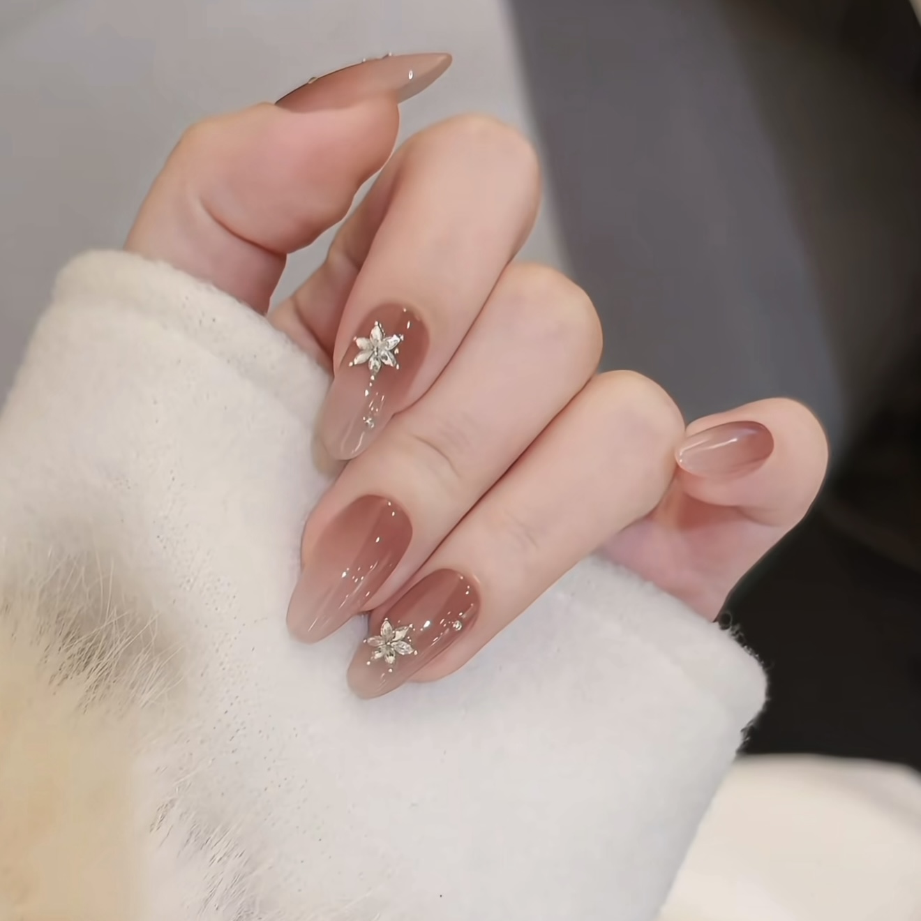 【糯叽泡泡】手工穿戴甲温柔氛围感气质腮红裸色锆石星星显白美甲