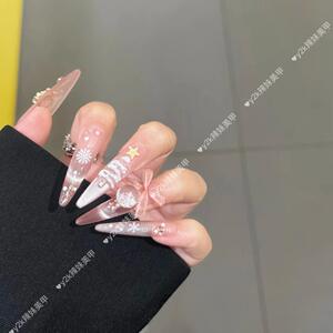 纯手工圣诞氛围冬季雪花穿戴甲法式气质猫眼高级纯欲ins显白美甲