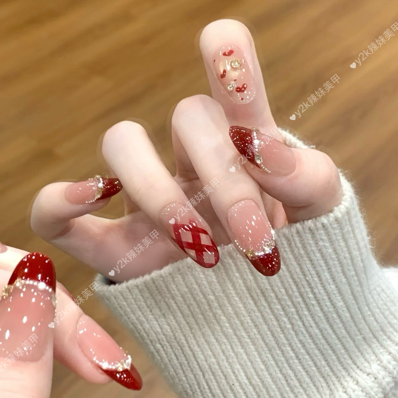 【莓果冰茶】氛围感浪漫酒渍红色爱心法式格纹猫眼碎钻手工穿戴甲