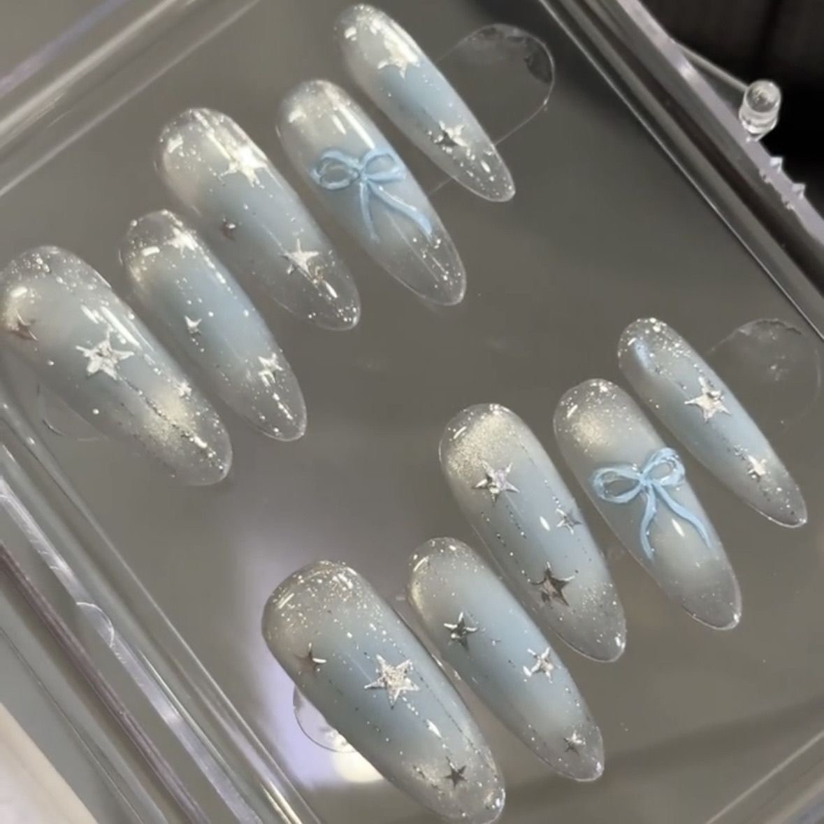 手工穿戴甲冰透蓝色猫眼星光蝴蝶结星星玻璃珠猫眼高级显白美甲贴