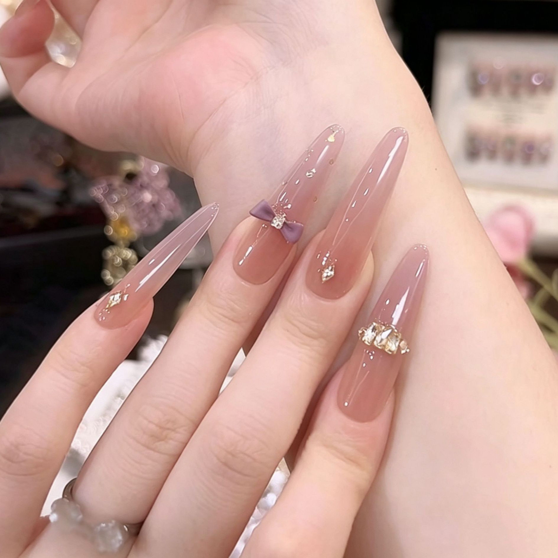 【芋紫桃露】纯手工穿戴甲轻奢紫色渐变蝴蝶结亮片高级显白美甲贴