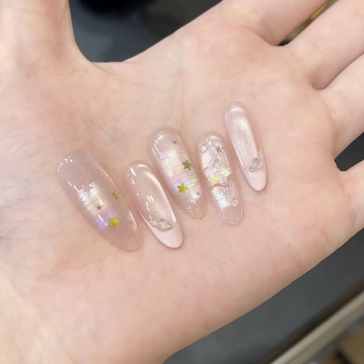 纯手工梦幻多巴胺彩虹星星穿戴甲温柔粉色猫眼韩系ins风星星美甲