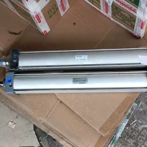 议价亚德克Airtac气缸SC63X400 未使用