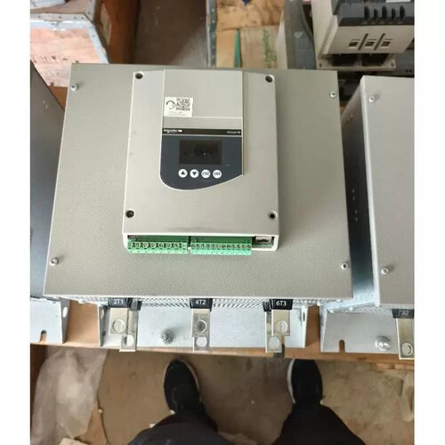 议价德ATS48C32Q软启动器，132KW正品，数