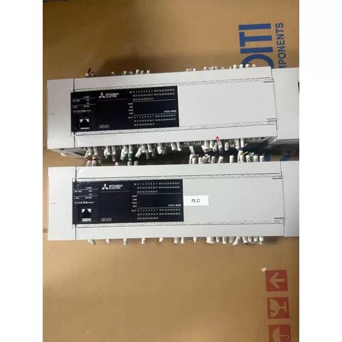 议价5U系列PLC型号FX5U-80MT，功能正常，成色很新