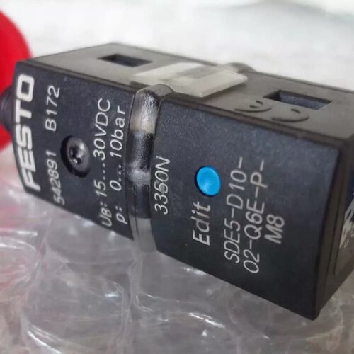 议价现货FESTO正品全新压力开关SDE5-D10-02-Q6E-P-M8 542891