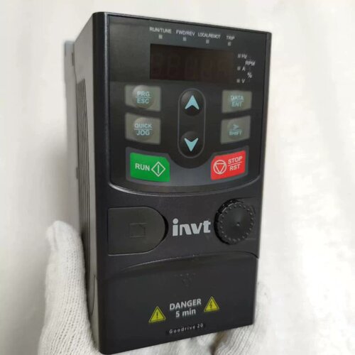 议价英威腾750W变频器，220V/750W，型号GD20-0R