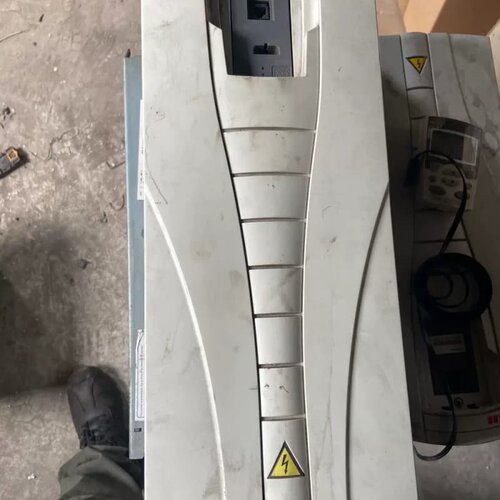 议价变频器ACS550-01-03BA-4 成色如图 新拆