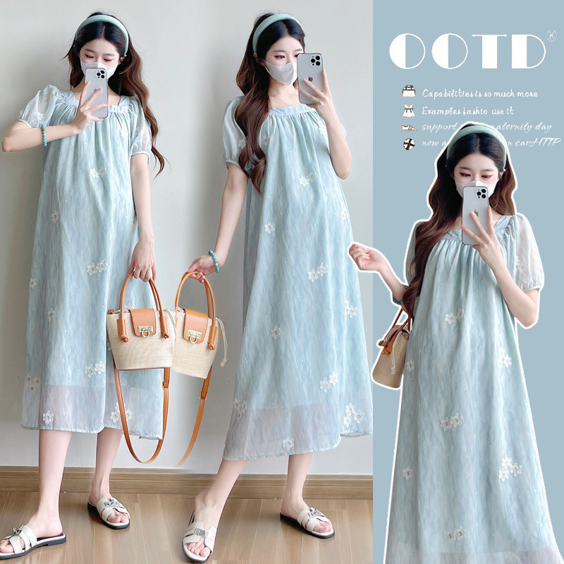 孕妇裙子夏季新款简约时尚宽松花朵刺绣气质方领雪纺连衣裙中长款